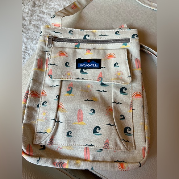 Kavu Bags Kavu Cross Body Bag Poshmark